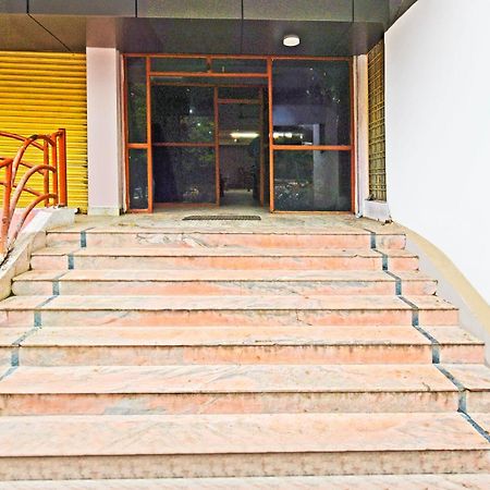 Hotel Super Collection O Sanath Nagar Near Railway Station Hyderabad Exterior foto