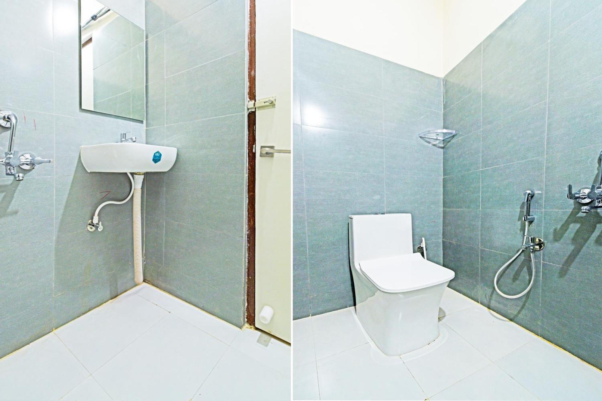 Hotel Super Collection O Sanath Nagar Near Railway Station Hyderabad Exterior foto