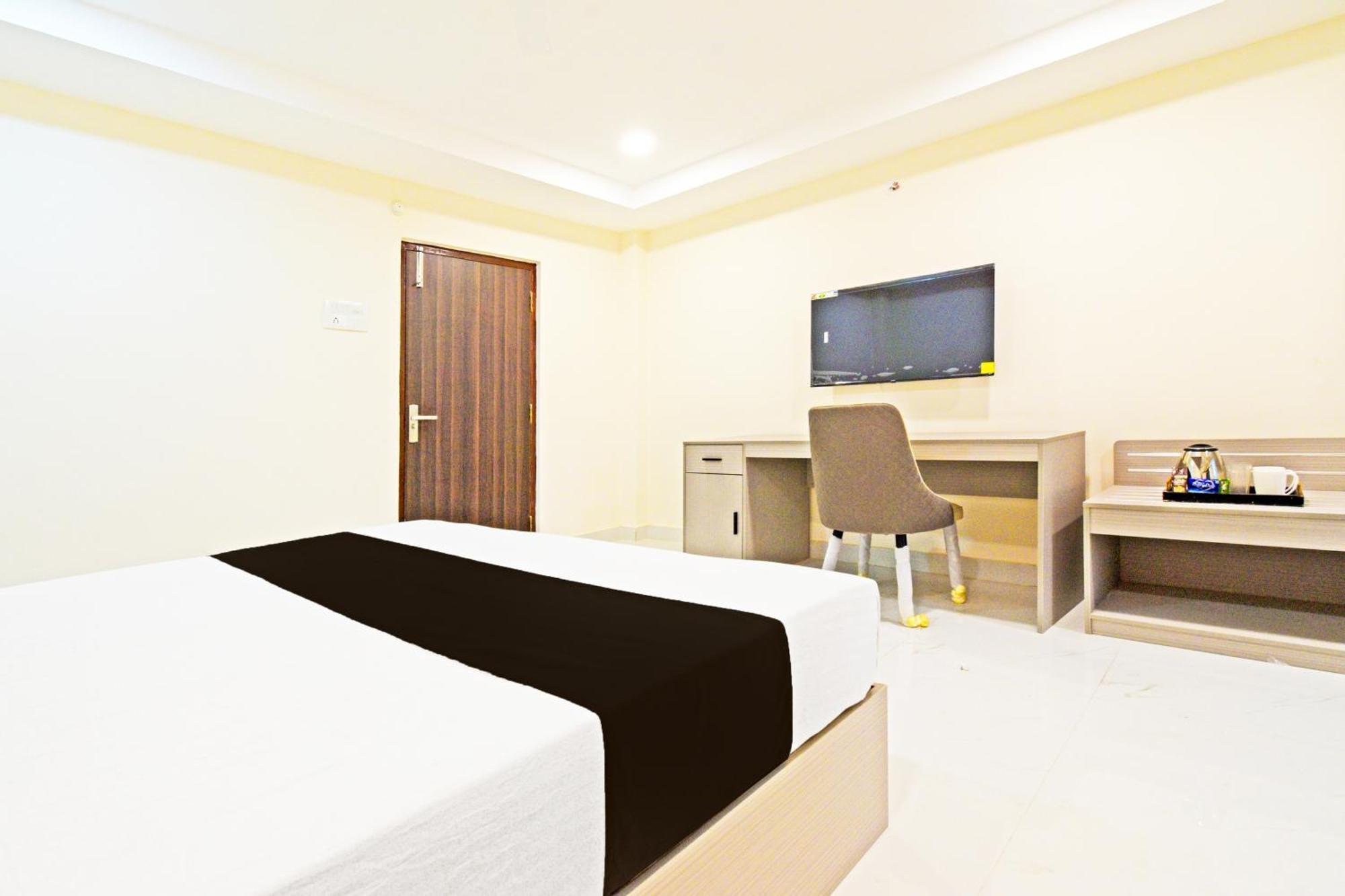 Hotel Super Collection O Sanath Nagar Near Railway Station Hyderabad Exterior foto